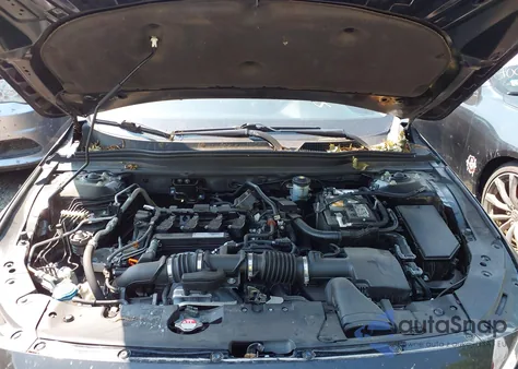 2018 Honda Accord Lx z USA, uszkodzony, nr VIN 1HGCV1F16JA160837